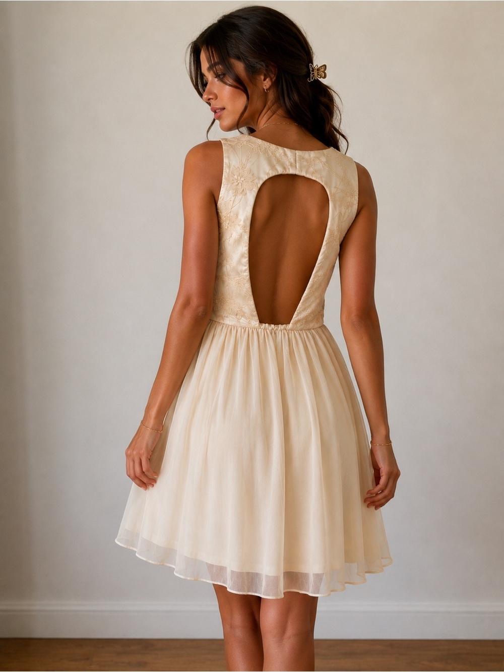Elegant Cream Backless A-Line Dress